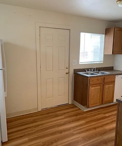 Kitchen, door to backyard