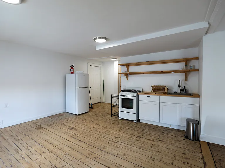 49 Main St #1 — Photo 9