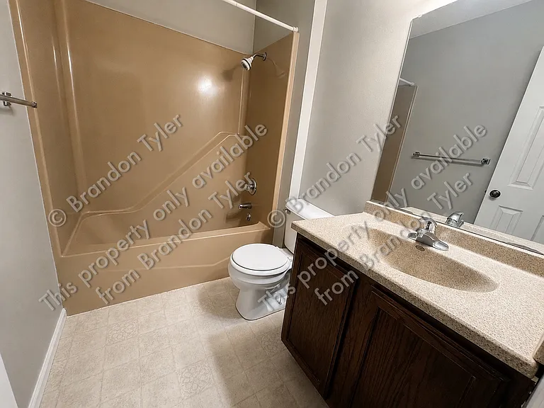 701 S 40th St — Photo 7