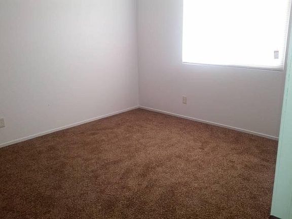 3rd image of 2137 Exeter Dr APT 2