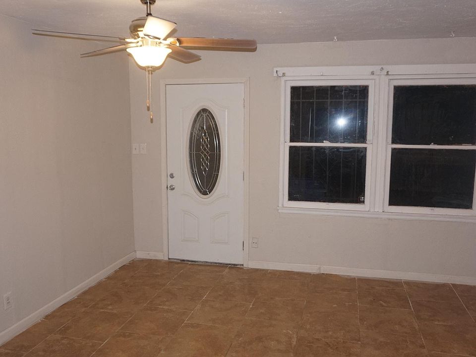 2nd image of 1321 El Toro Dr #2