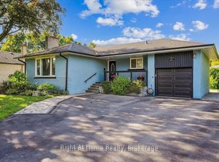 257 Wales Cres, Oakville, ON L6L3X8