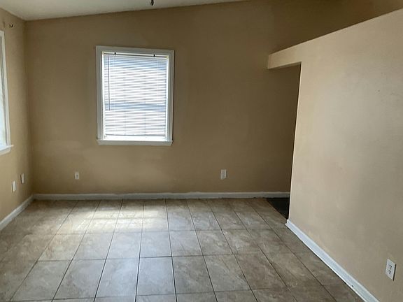 3rd image of 3111 Patience Ave