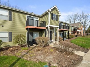 1565 Raymond Dr APT 201, Naperville, IL