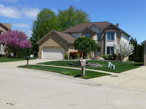 52572 Bordeaux Way, Shelby Township, MI 48315