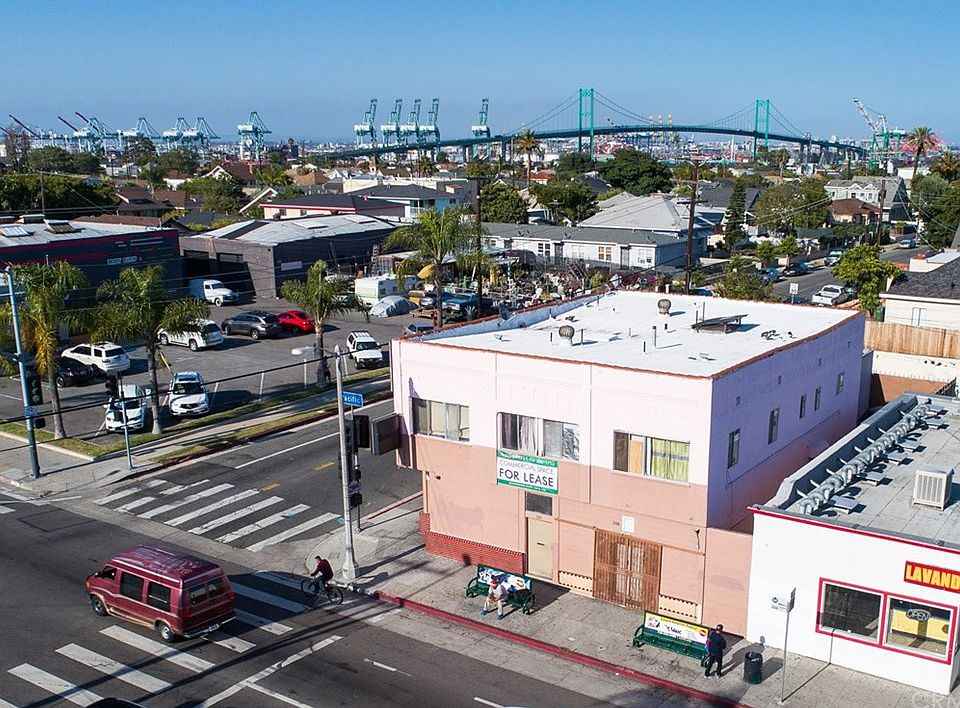 1st image of 104 S Pacific Ave