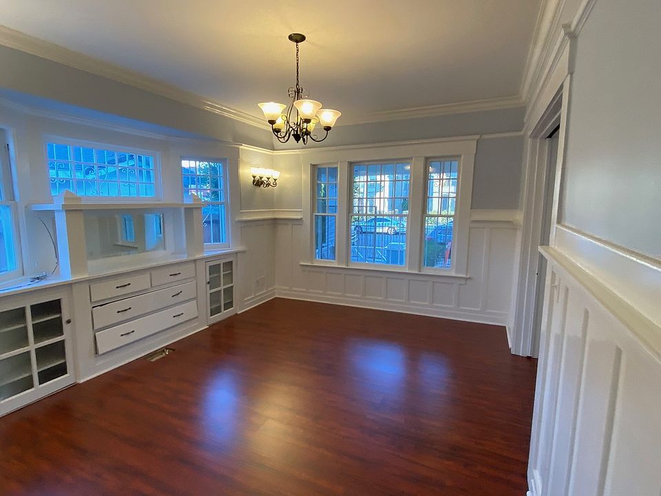 1st image of 1427 W 25th St #1427