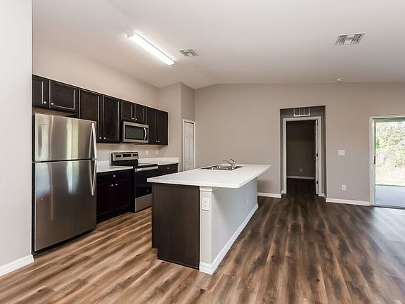 5th image of 1140 Haven Ave S