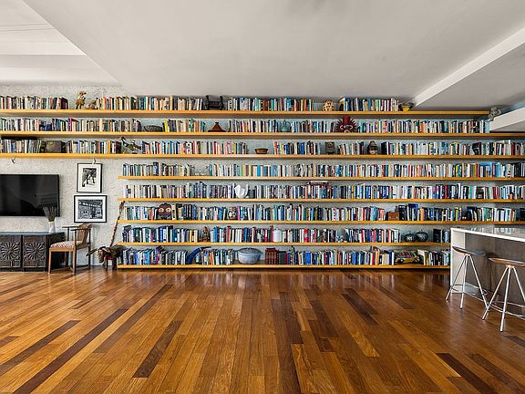 4th image of 15 E 26th St #16BC