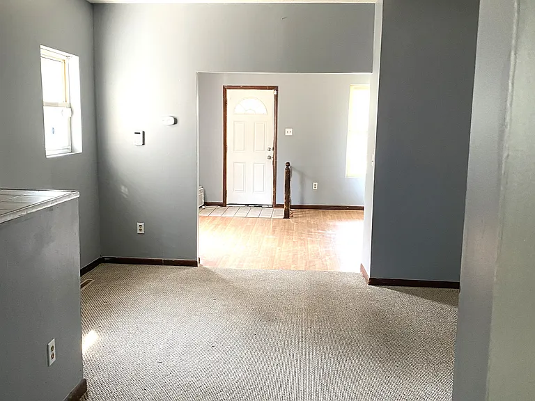 610 W 19th St #1 — Photo 7