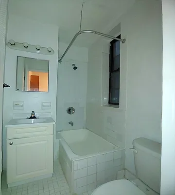 Rented by Moss Realty Company | media 11