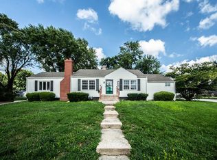 3927 S Crestview Rd, Independence, MO 64052