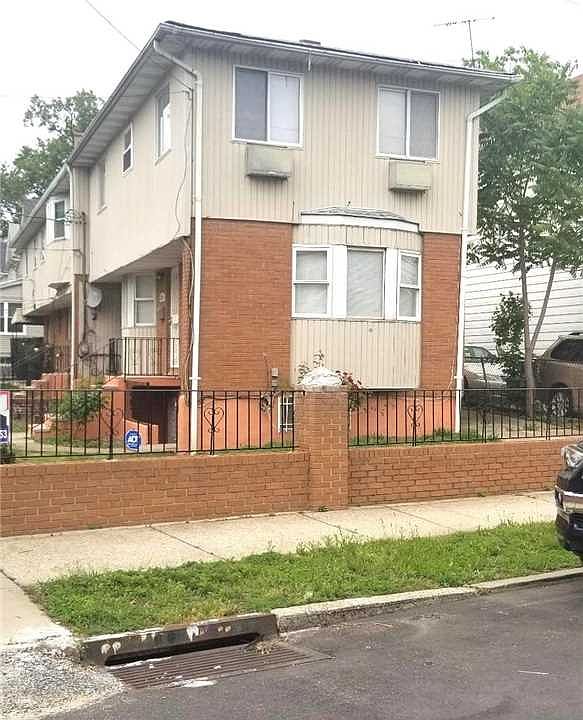2nd image of 10729 172nd St