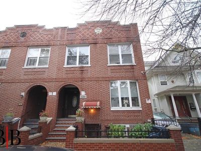 1483 E 2nd St, Brooklyn, NY, 11230