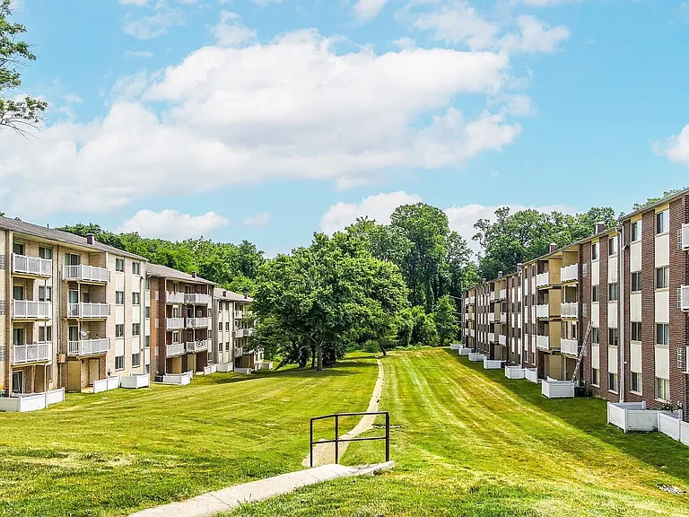 Henson Creek Apartment Homes — Photo 18
