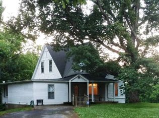 565 River Bend Ln, Springfield, KY 40069