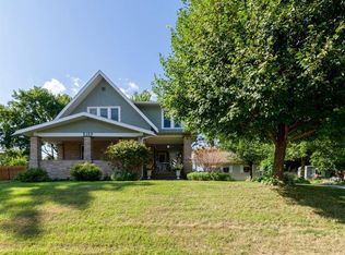 3106 1st Ave NW, Cedar Rapids, IA 52405