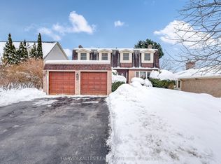 9 Bucks Green Rd, Markham, ON L3T4G1