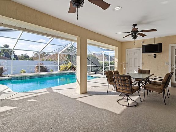 5th image of 1827 Sandy Knoll Cir N