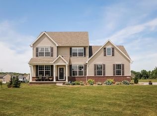 9080 Sundance Trl, Dexter, MI 48130