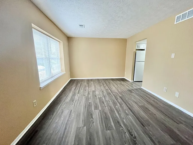 6418 Meadow Rue Dr — Photo 8