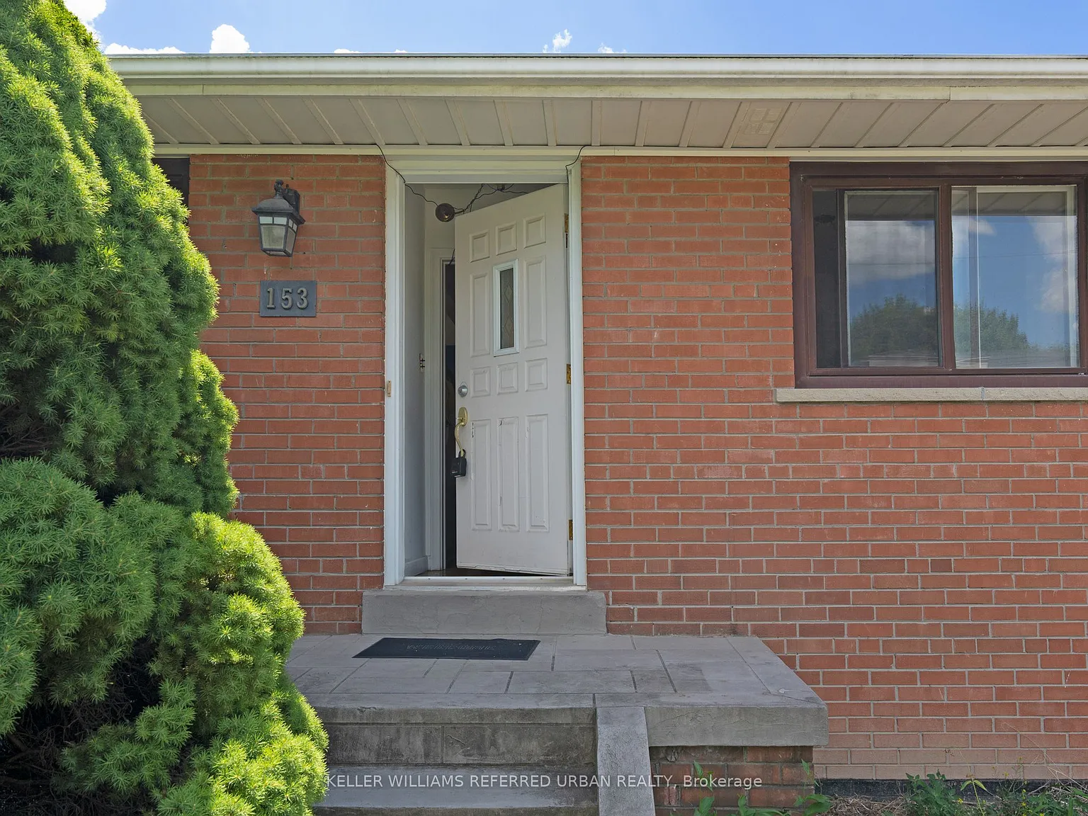4 bed, $3,600 — Photo 4