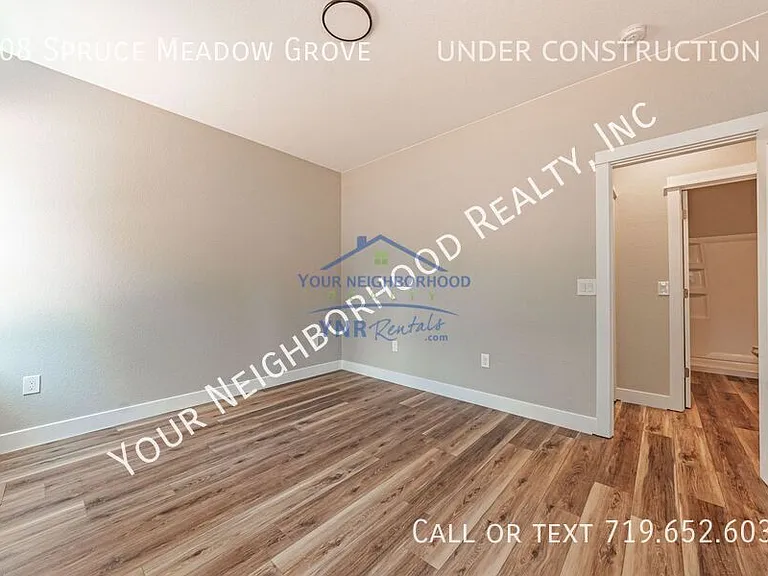 308 Spruce Meadow Grv — Photo 13