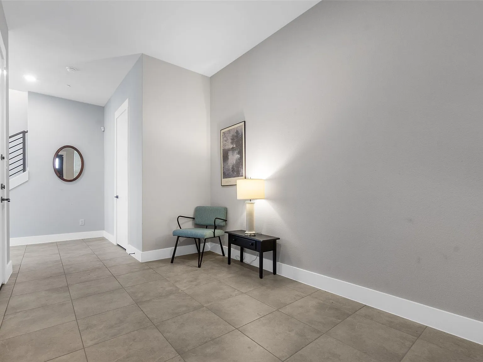 2 bed, 2163 sqft, $3,400 — Photo 3