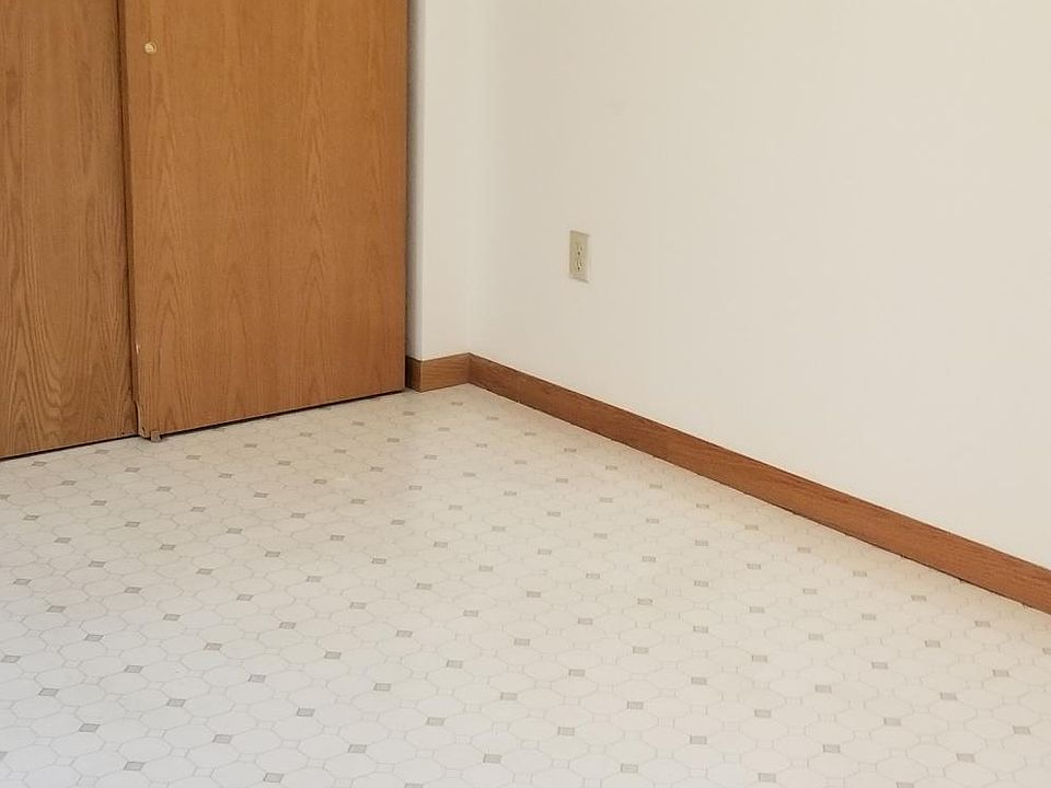 Regency View Apartments Racine, WI Zillow