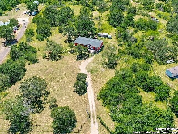 4th image of 1425 river oaks