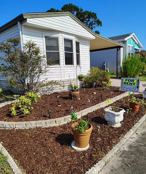 6855 Coconut Grove Cir — Photo 2