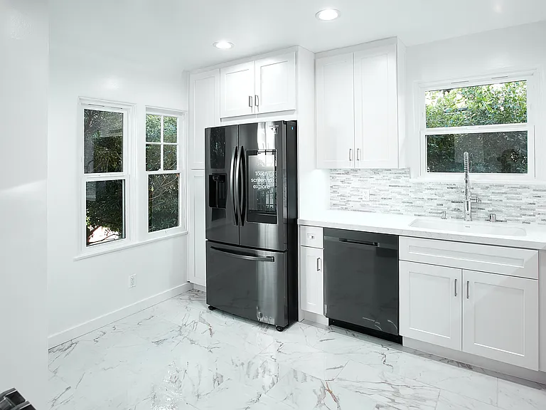 1038 N Crescent Heights Blvd #B — Photo 1