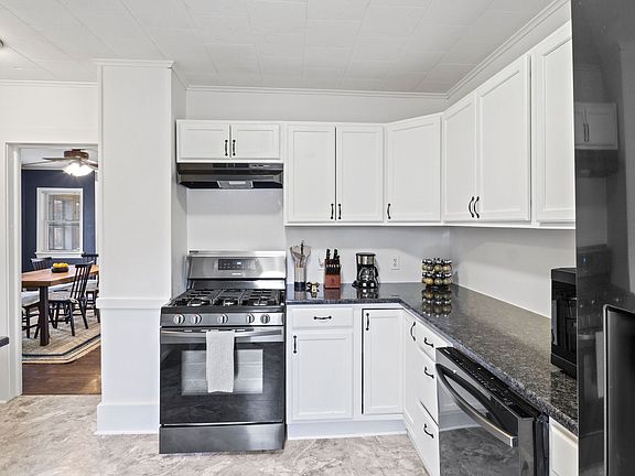 4th image of 20 Bloomfield Pl