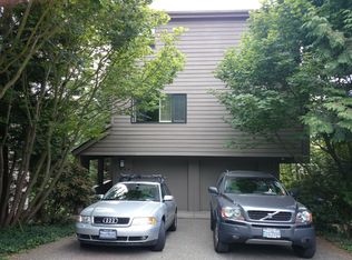 1534 Madrona Dr, Seattle, WA 98122