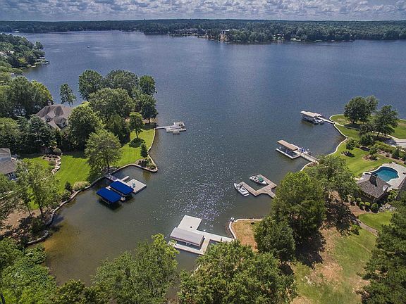 5th image of Wildwood Dr Lot 63