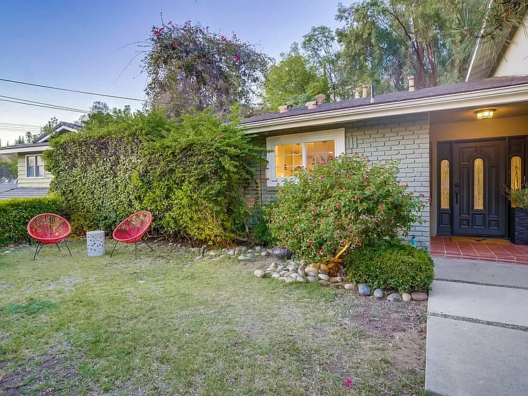 Martha St — Photo 30