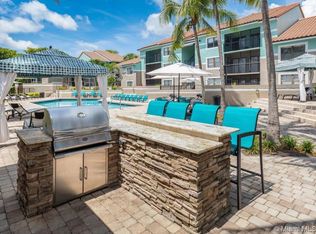 730 S Park Rd #201, Hollywood, FL 33021