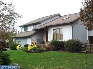 5263 Meadow Ln, Gap, PA 17527