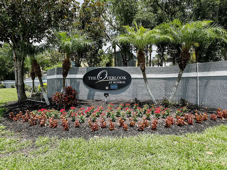 The Overlook at Monroe Apartments — Photo 1