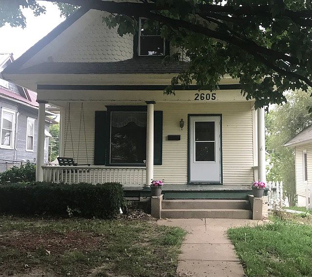 1st image of 2605 Duncan St