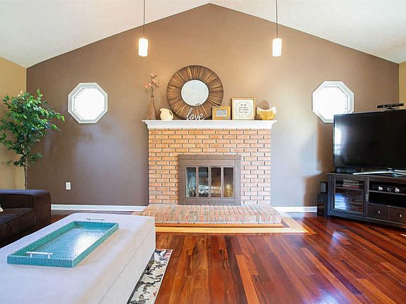 5th image of 2114 Silverwood Ct