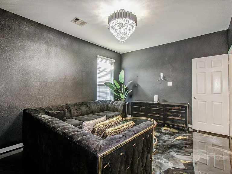 18707 Naples Ridge Ct — Photo 15