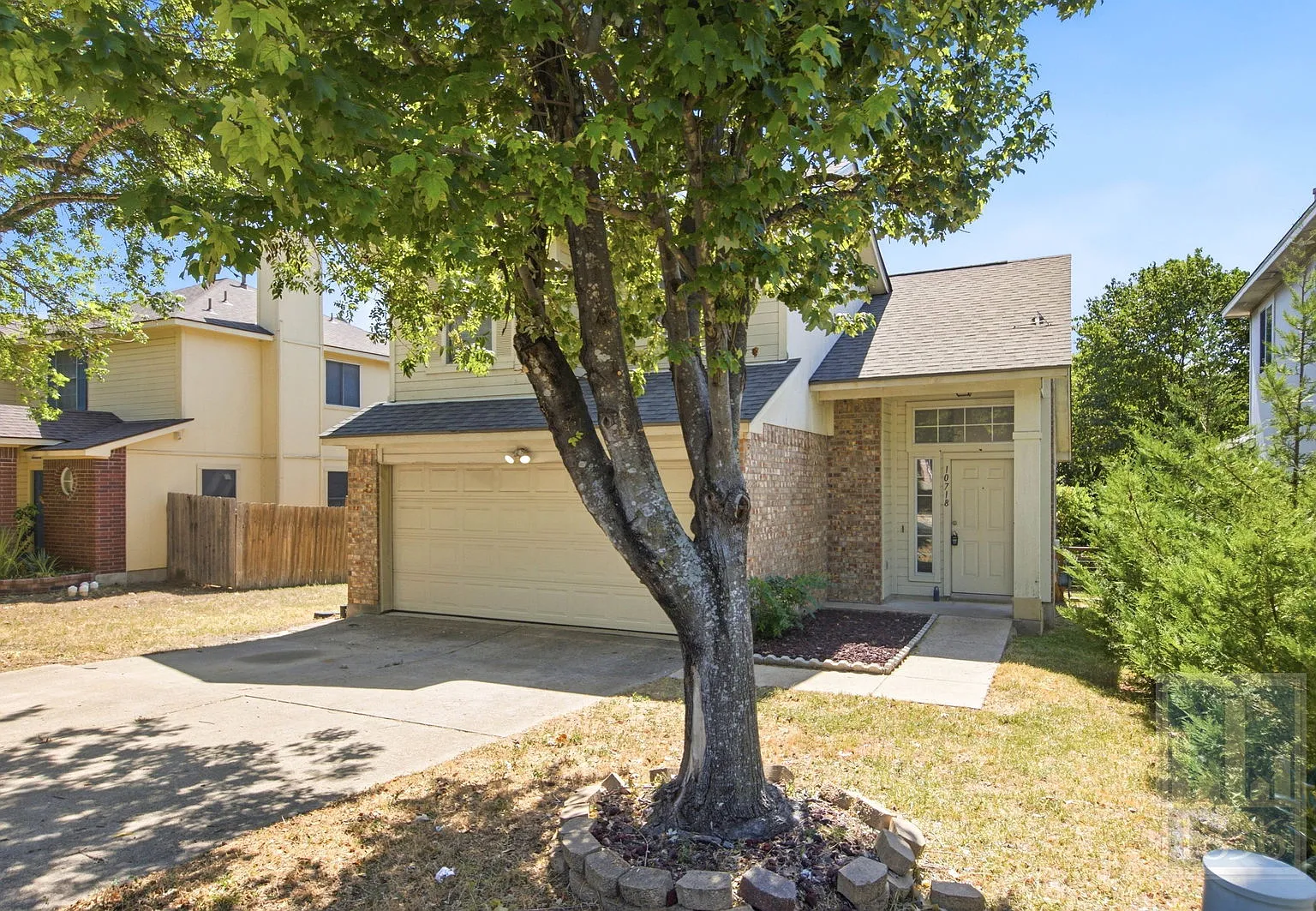 4 bed, 2.5 bath, 1684 sqft, $2,250 — Photo 4