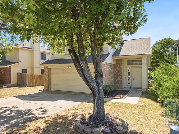 4th image of 10718 Claywood Dr