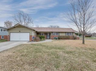 1202 N Farmstead St, Wichita, KS 67208