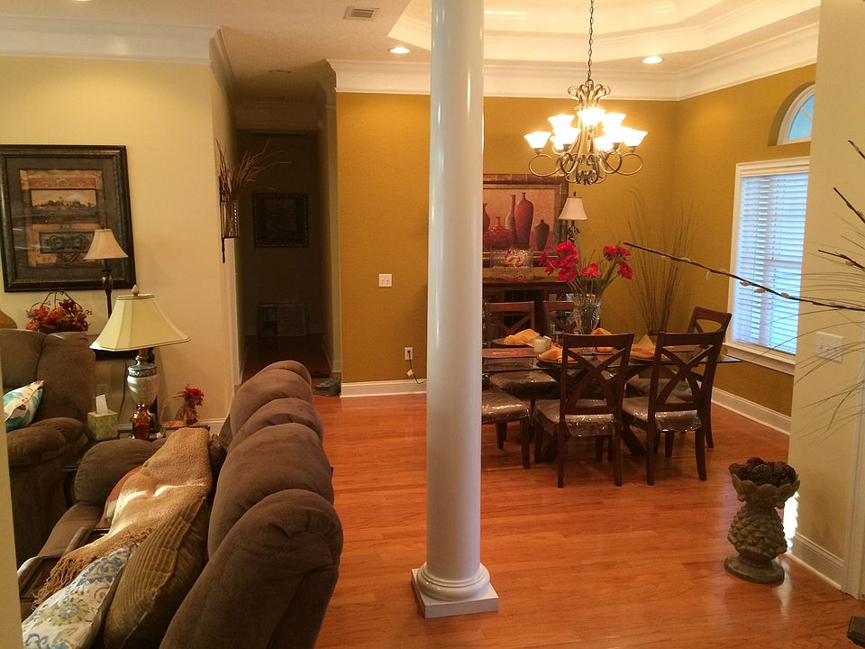 1st image of 117 Rugglestone Dr