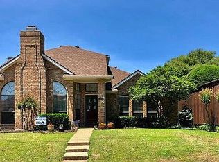 18931 Voss Rd, Dallas, TX 75287