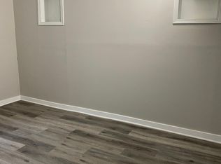 344 S 27th St #1, Lincoln, NE 68510