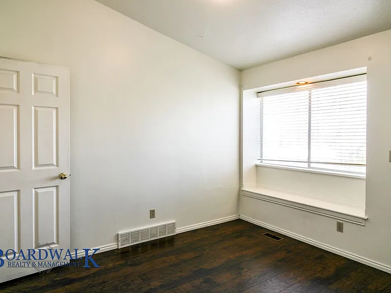 5677 S Esprit Dr — Photo 20