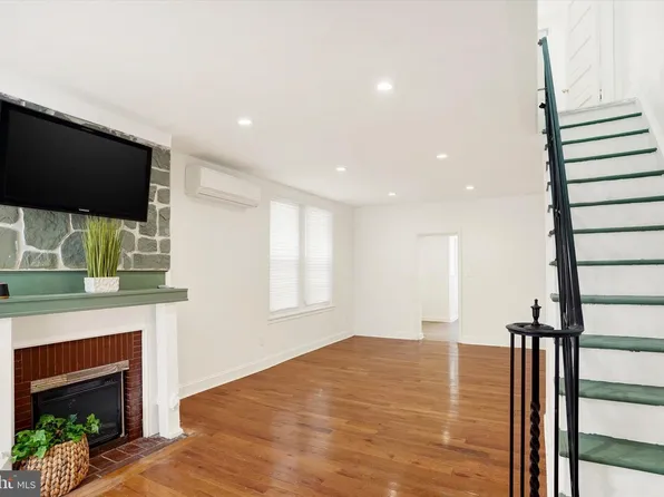 317 W Clarkson Ave, Philadelphia, PA 19120